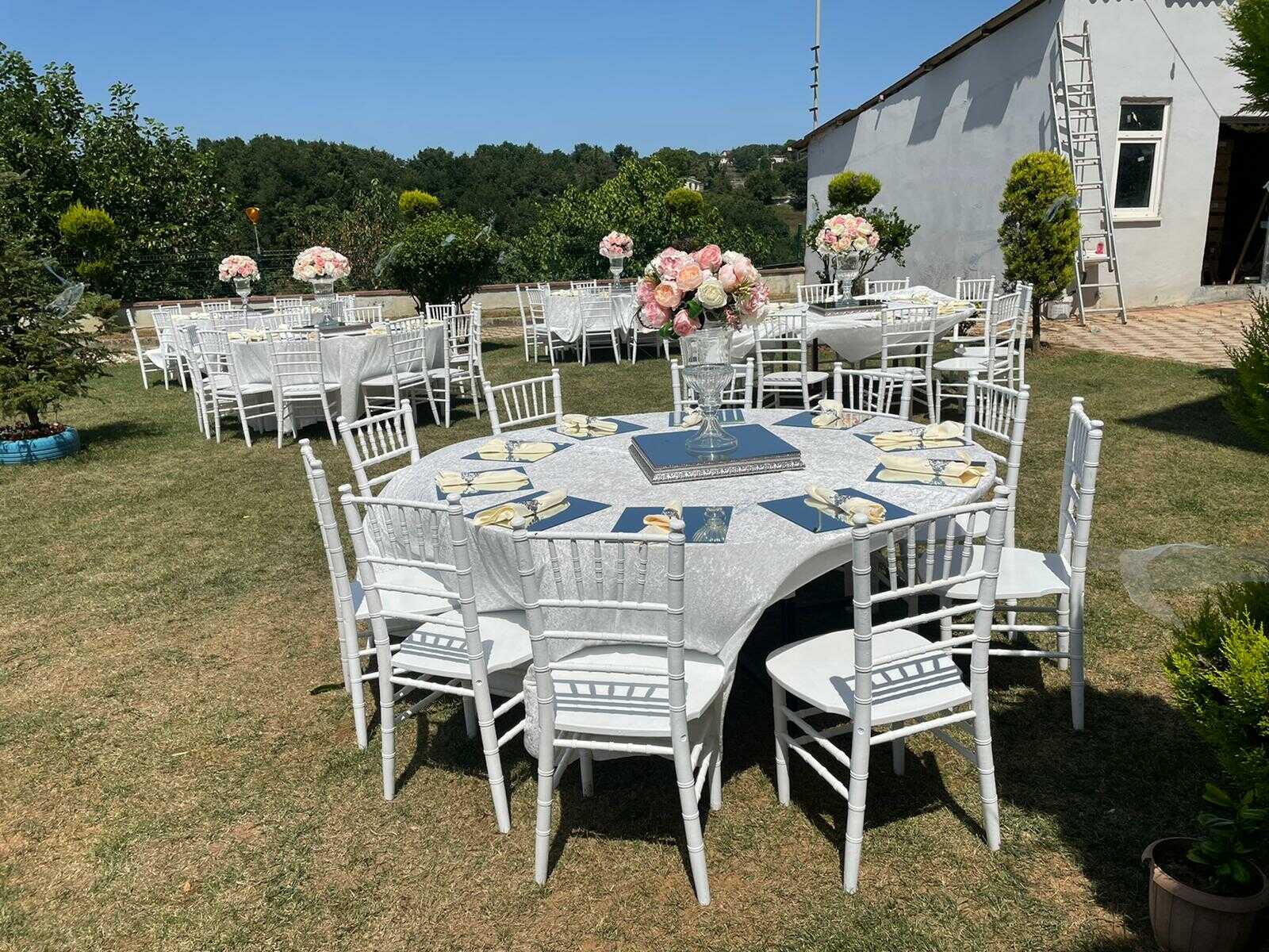 tiffaney beyaz sandalye